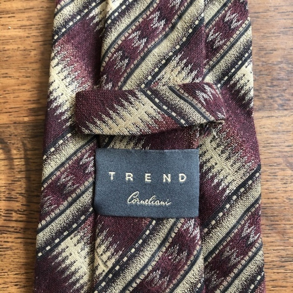 Corneliani “TREND” Burgundy Gold Tie